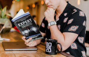 Why Real Estate Agents Need To Stop Selling On Social Media and Start Connecting