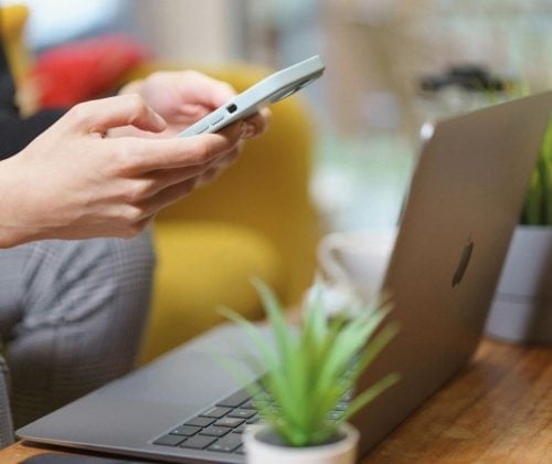 Getting a real estate license online or in person